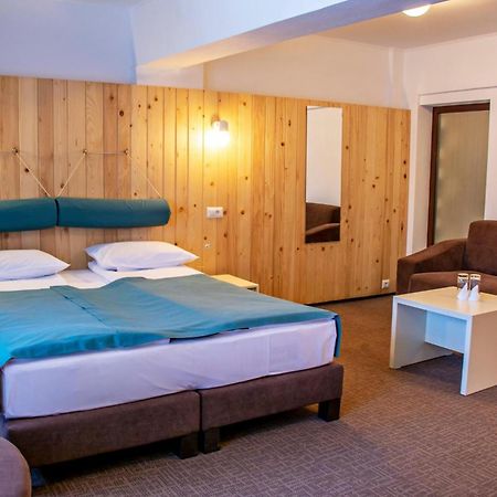 Complex Hotelier Cota O Mie 锡纳亚 外观 照片