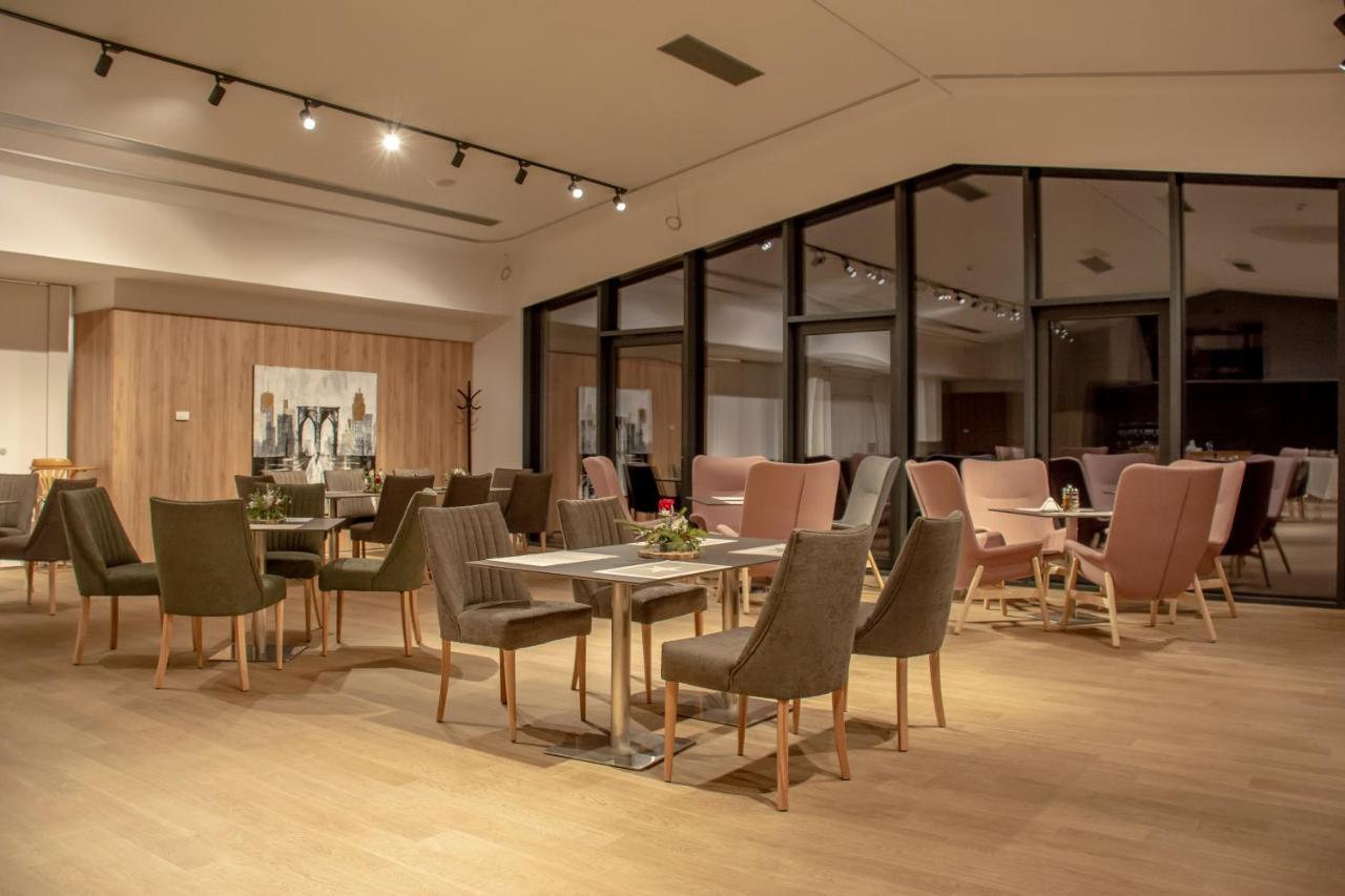 Complex Hotelier Cota O Mie 锡纳亚 外观 照片